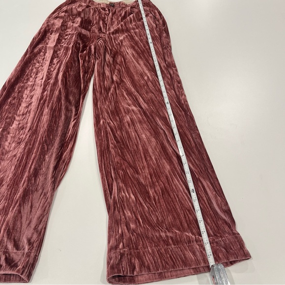 FREE PEOPLE Velvet Wide-Leg Bohemian Pants in Mauve | Women’s 6 - Picture 11 of 13